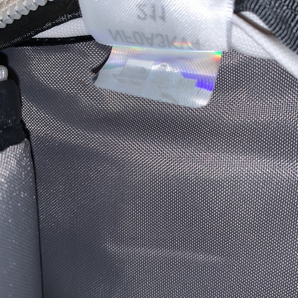 NWT The North Face Borealis Backpack - Picture 8 of 10